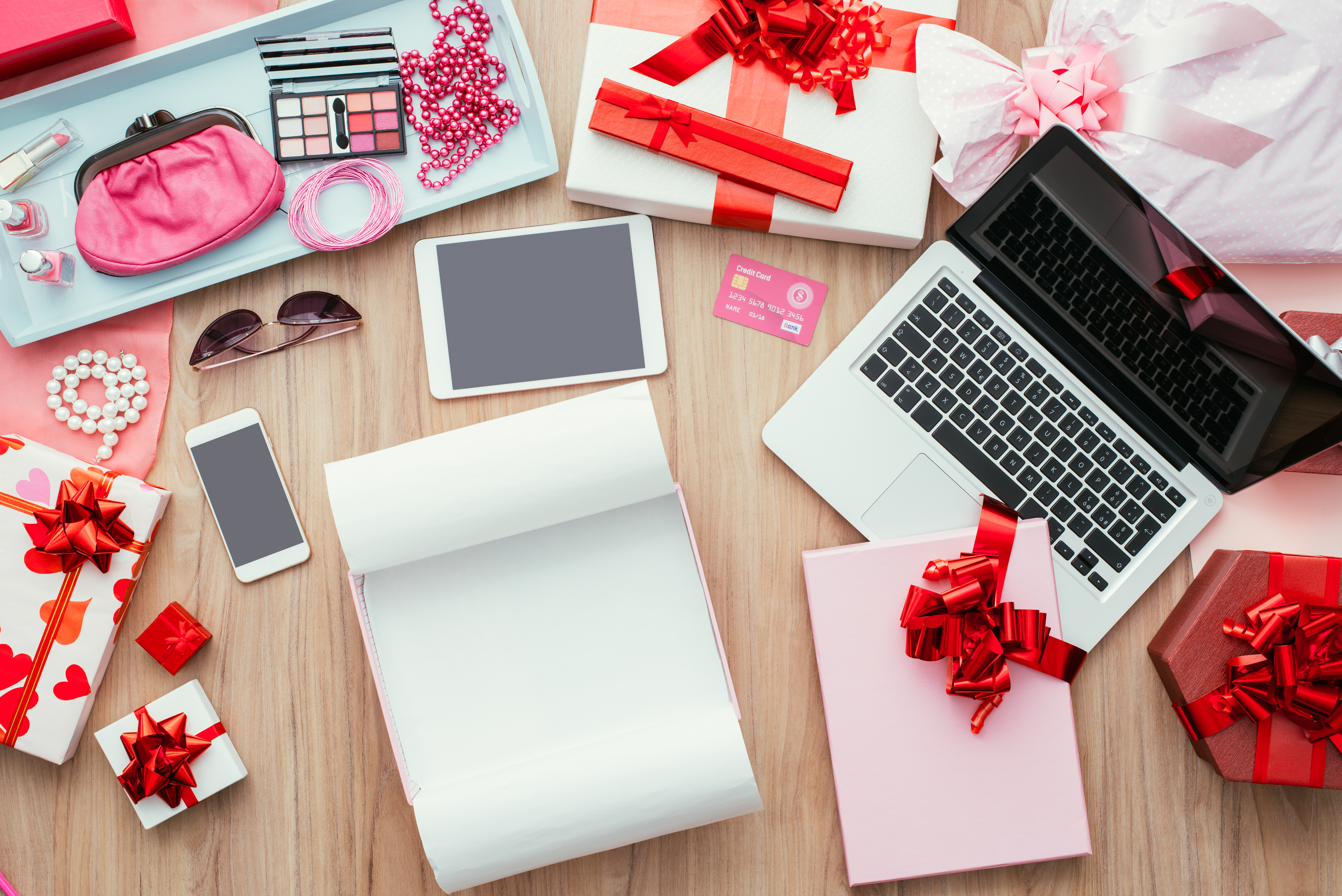 Unboxing gifts